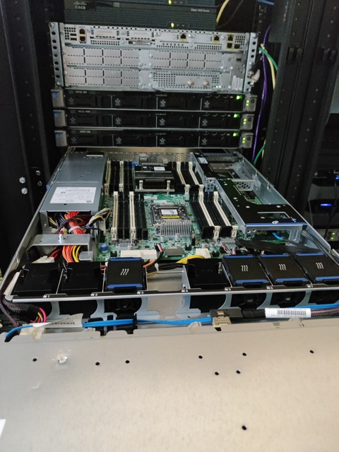 Replacing bad fans on HP server